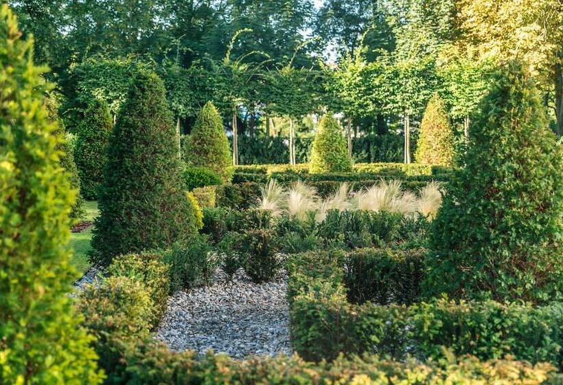 Altus Palace   Destigo Hotels