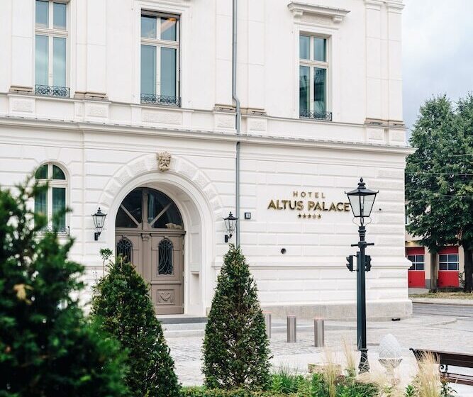 Altus Palace   Destigo Hotels