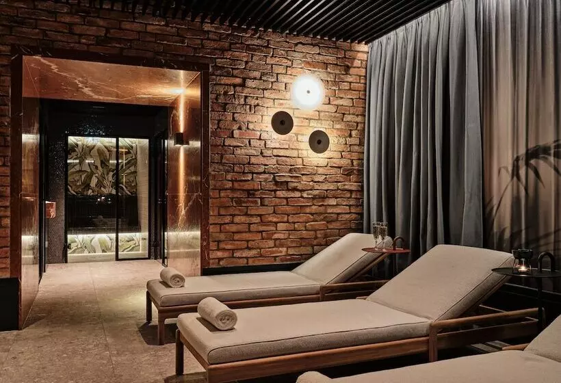 Altus Palace   Destigo Hotels