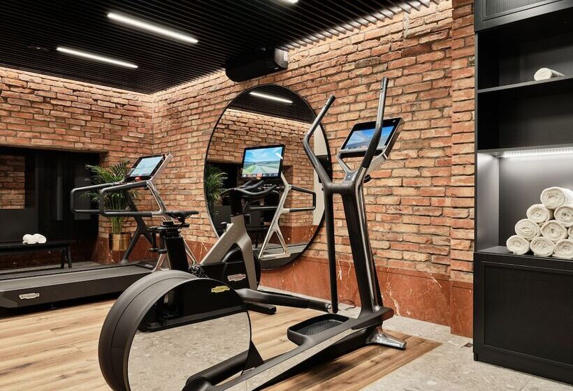 Altus Palace   Destigo Hotels