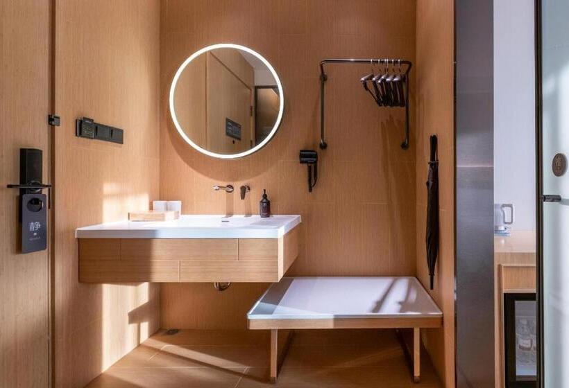 Ji Hotel Shanghai Pudong Airport Free Trade Zone