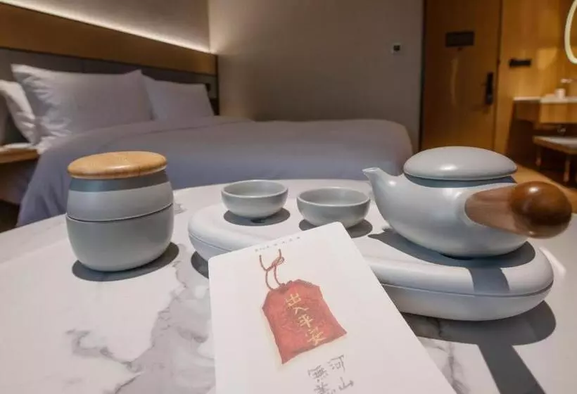 Ji Hotel Shanghai Pudong Airport Free Trade Zone