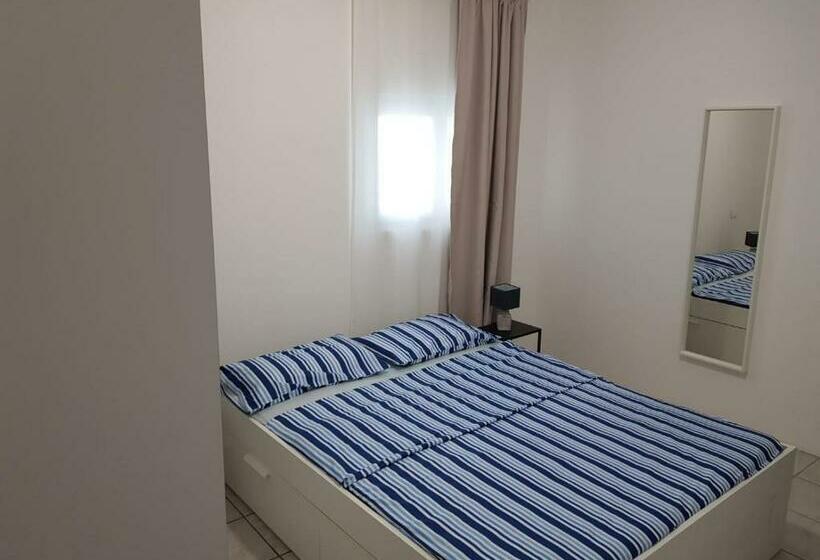 Salentum Villa Miami   Con Ampia Terrazza