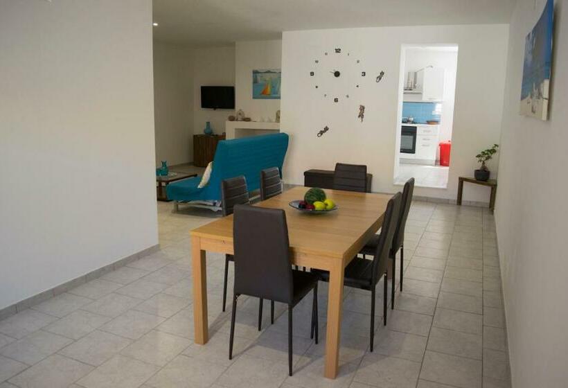 Salentum Villa Miami   Con Ampia Terrazza