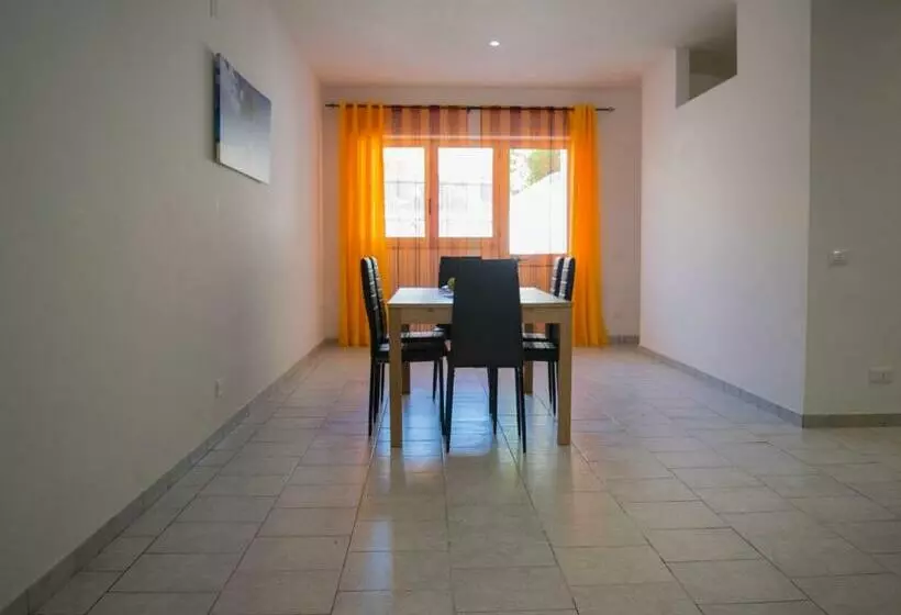 Salentum Villa Miami   Con Ampia Terrazza