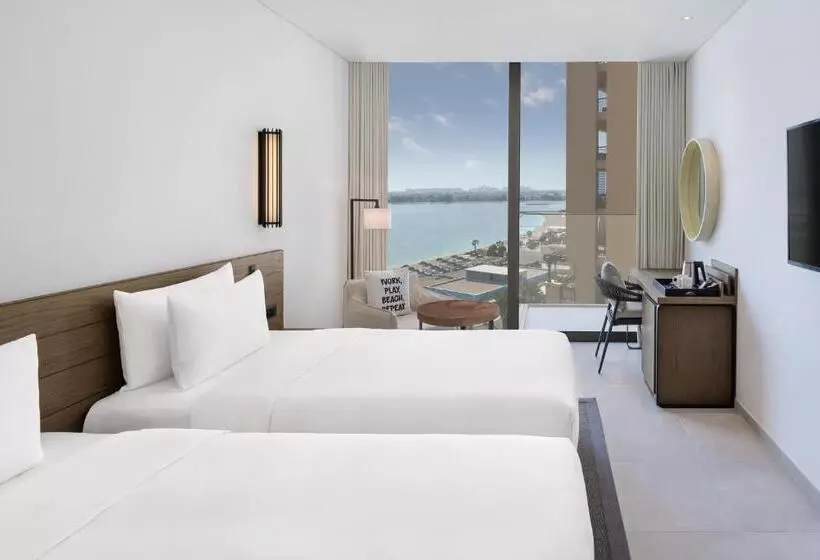 هتل Radisson Beach Resort Palm Jumeirah