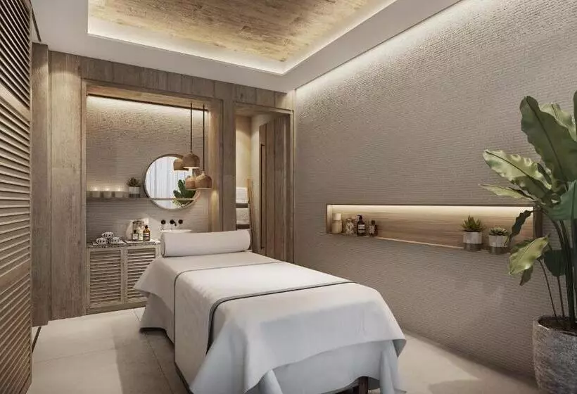 هتل Radisson Beach Resort Palm Jumeirah