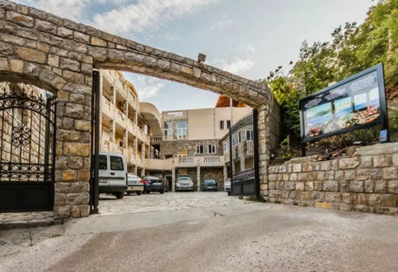 Castellamare Residence