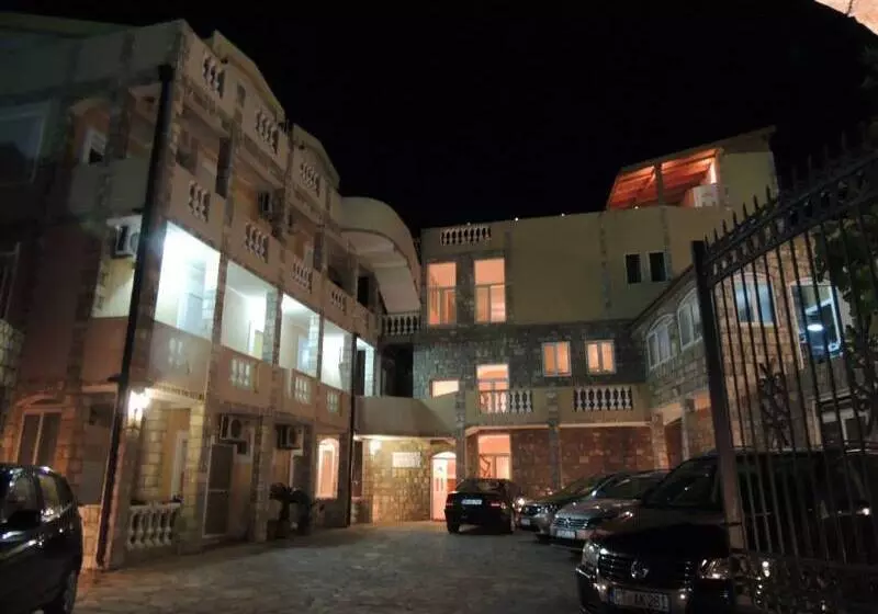 Castellamare Residence