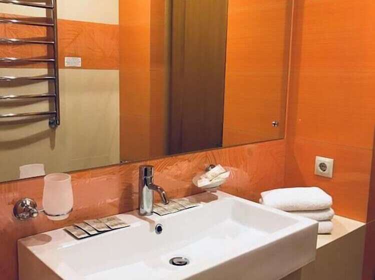 בית מלון כפרי Aibga