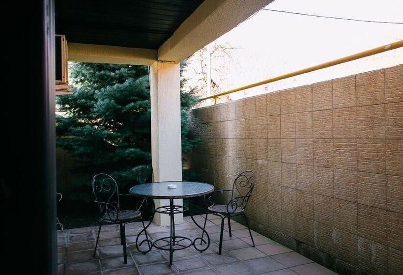 בית מלון כפרי Aibga