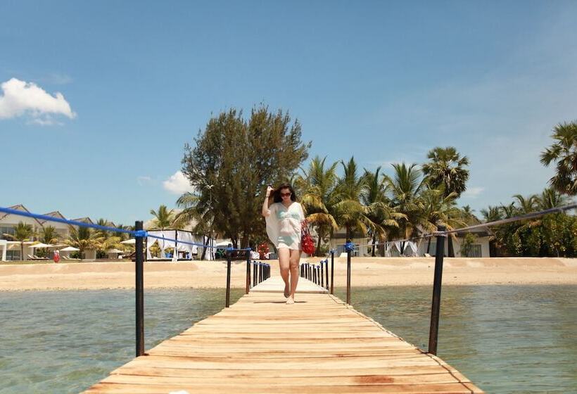 בית מלון כפרי Anilana Pasikuda