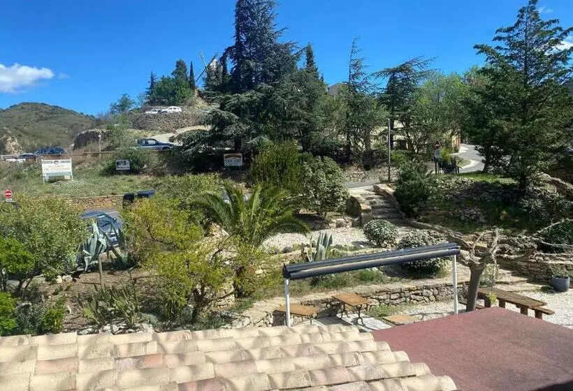 Отель Auberge La Table Du Curé