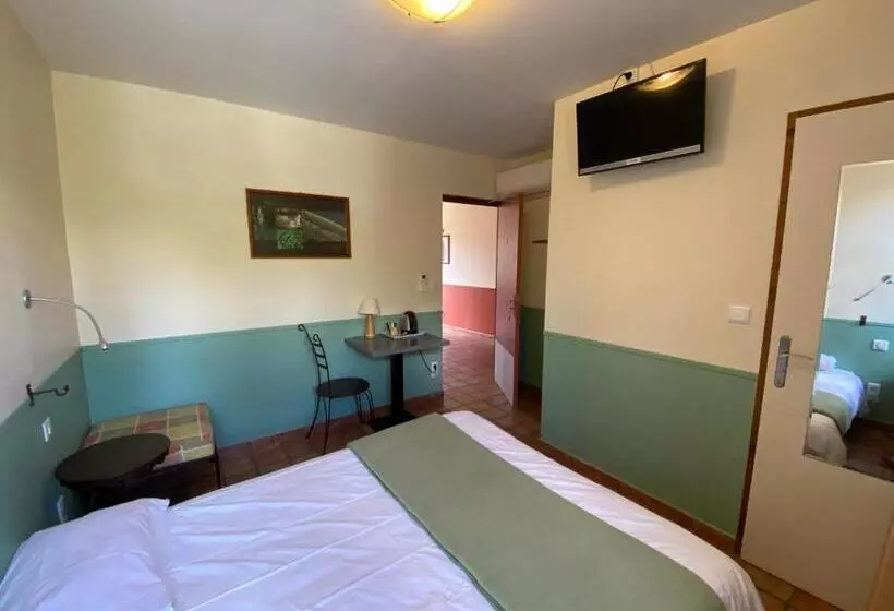 Отель Auberge La Table Du Curé