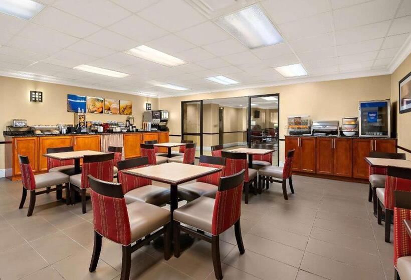 Отель Comfort Inn New Orleans Airport South