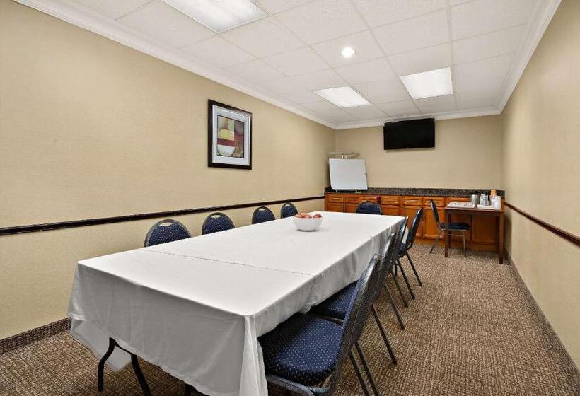 Отель Comfort Inn New Orleans Airport South