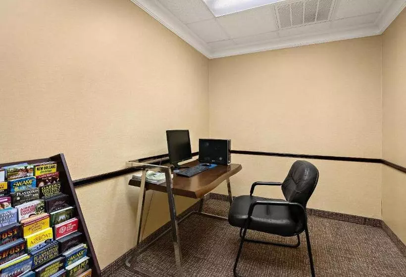 호텔 Comfort Inn New Orleans Airport South