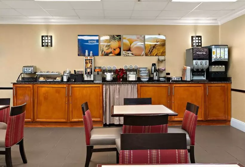 호텔 Comfort Inn New Orleans Airport South