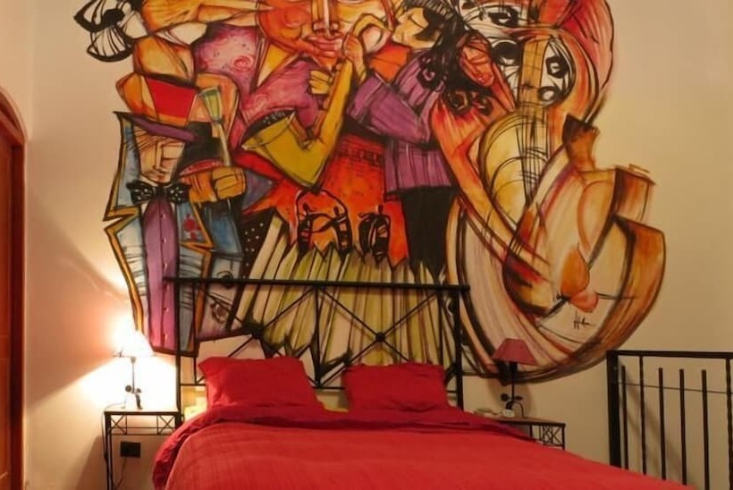 هتل Cucha Tanguera