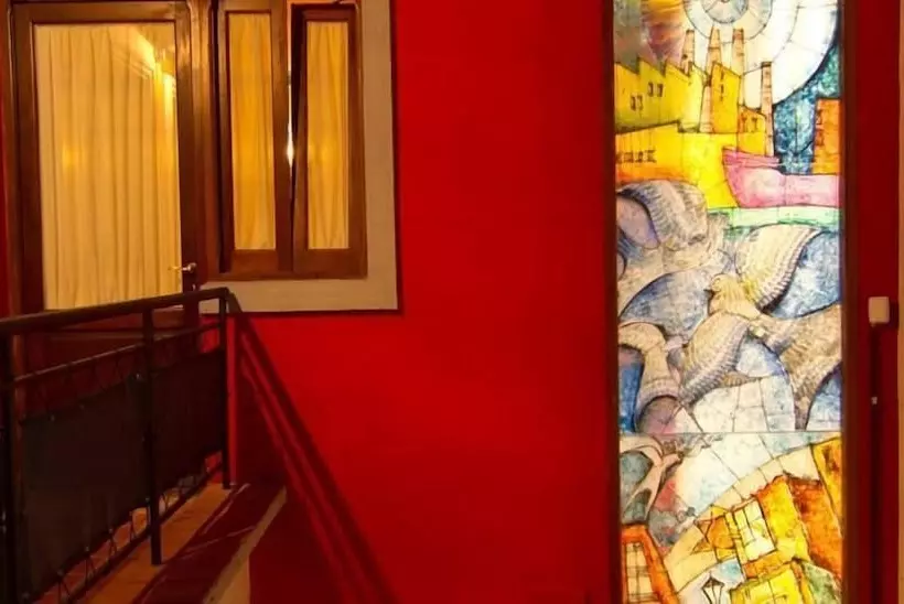 هتل Cucha Tanguera