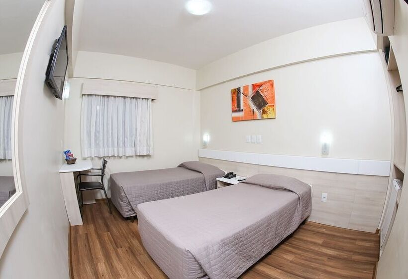 בית מלון כפרי Express Rodoviaria