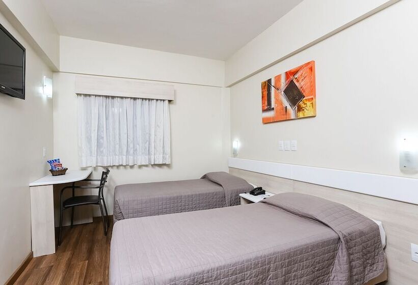 בית מלון כפרי Express Rodoviaria