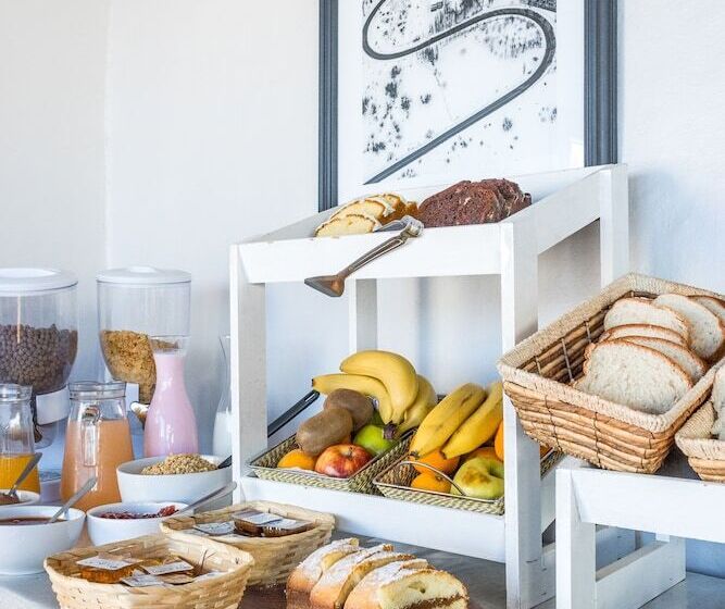 هتل Hosteria Nordico Lake By Nordic