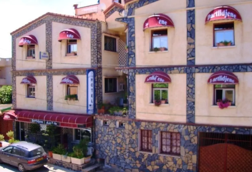 هتل Dar Tlidjene