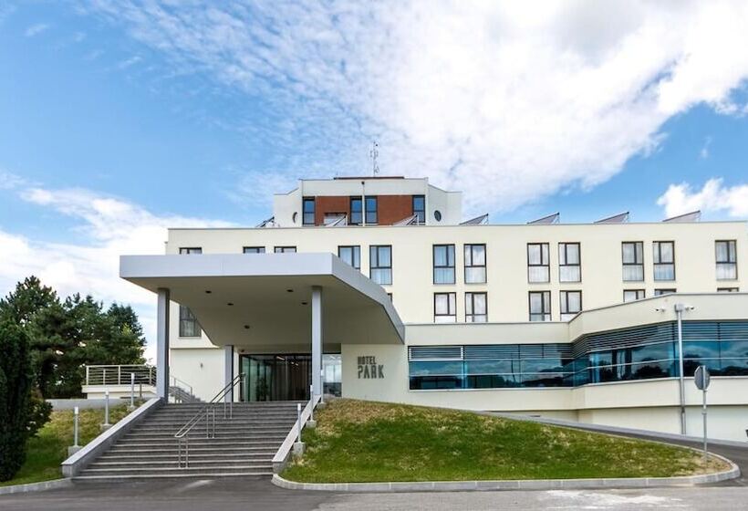 בית מלון כפרי Park