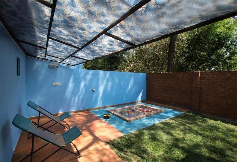 בית מלון כפרי Red Earth Kabini