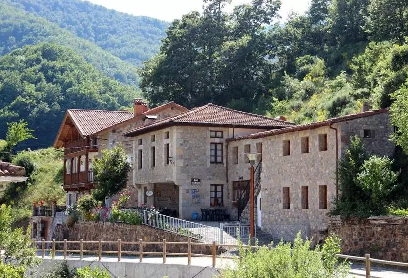 乡村酒店 Posada Sobrevilla