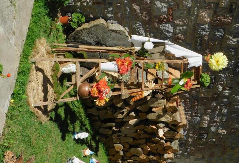 田舎風ホテル Posada Sobrevilla