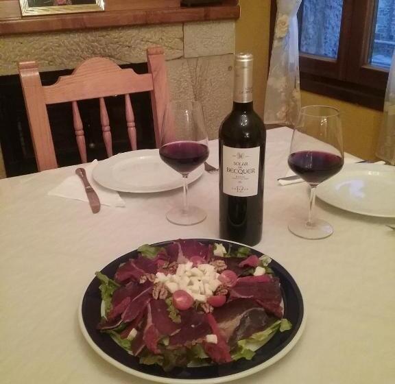 田舎風ホテル Posada Sobrevilla