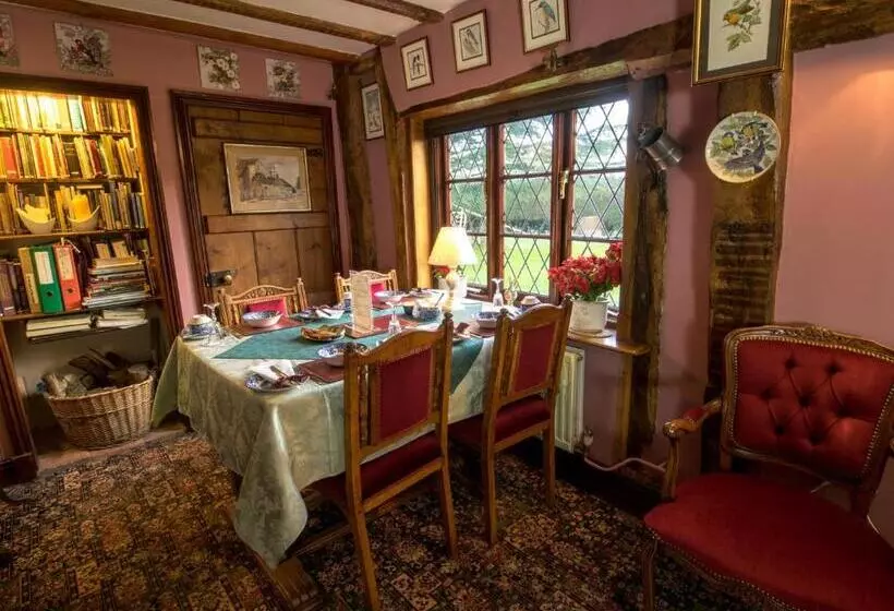 Отель Strenneth