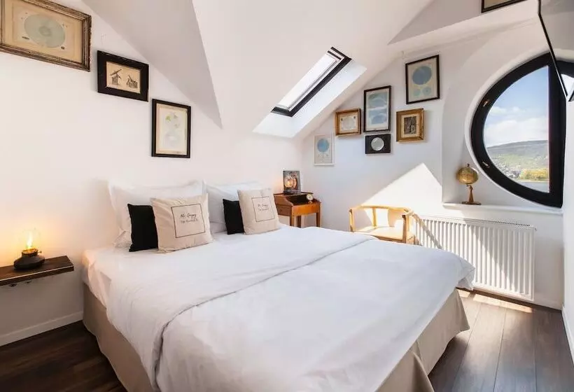 Mr. Görgey Art Hotel & Bisztró