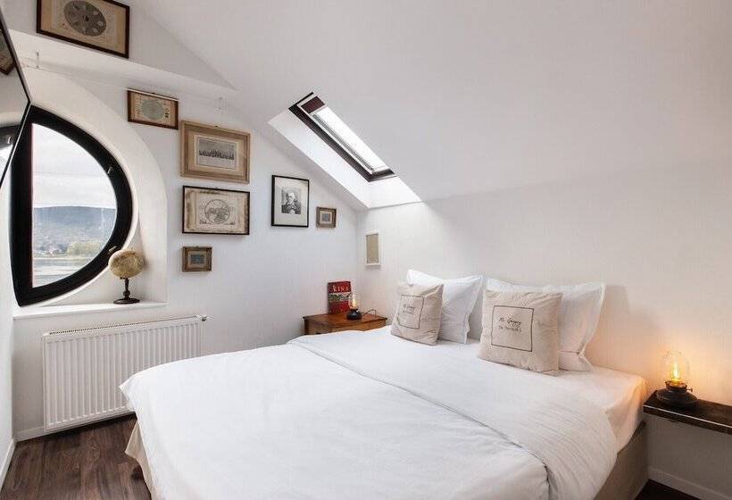 Mr. Görgey Art Hotel & Bisztró