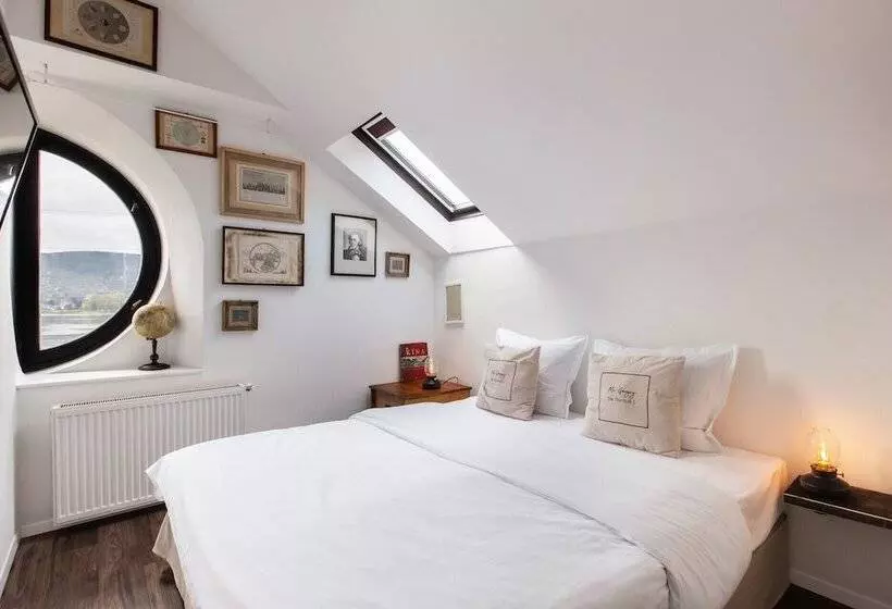 Mr. Görgey Art Hotel & Bisztró