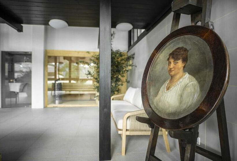 Mr. Görgey Art Hotel & Bisztró