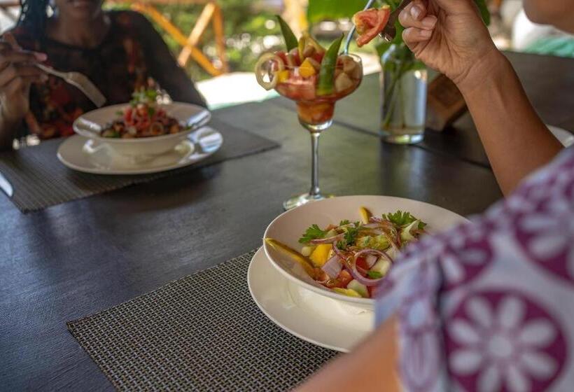 Natural Garden Boutique