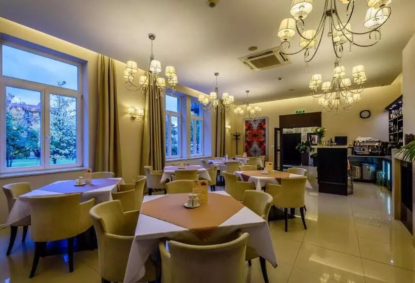 پانسیون Penzión Central Park