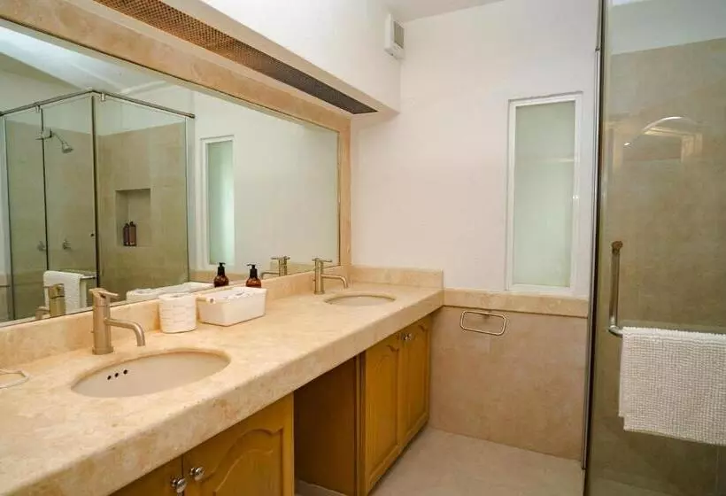 Oceanfront Condo At Voted Best Cancun Sandy Beach