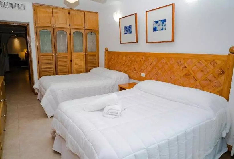 Oceanfront Condo At Voted Best Cancun Sandy Beach
