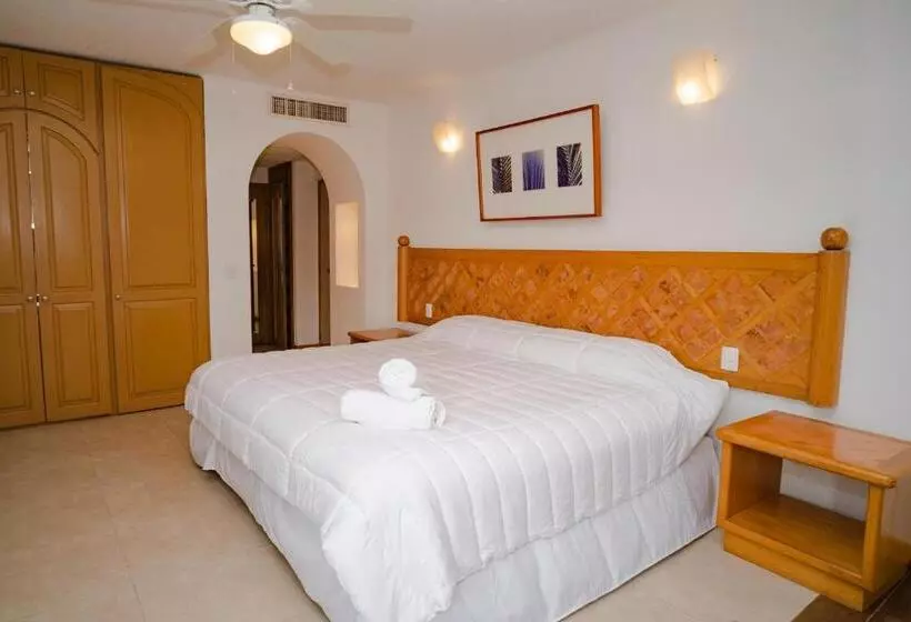 Oceanfront Condo At Voted Best Cancun Sandy Beach