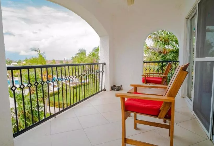 Oceanfront Condo At Voted Best Cancun Sandy Beach