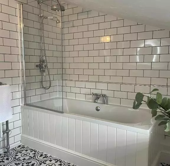 Hotelli Worlington Hall