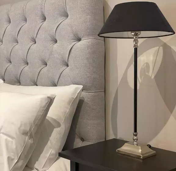 Hotelli Worlington Hall