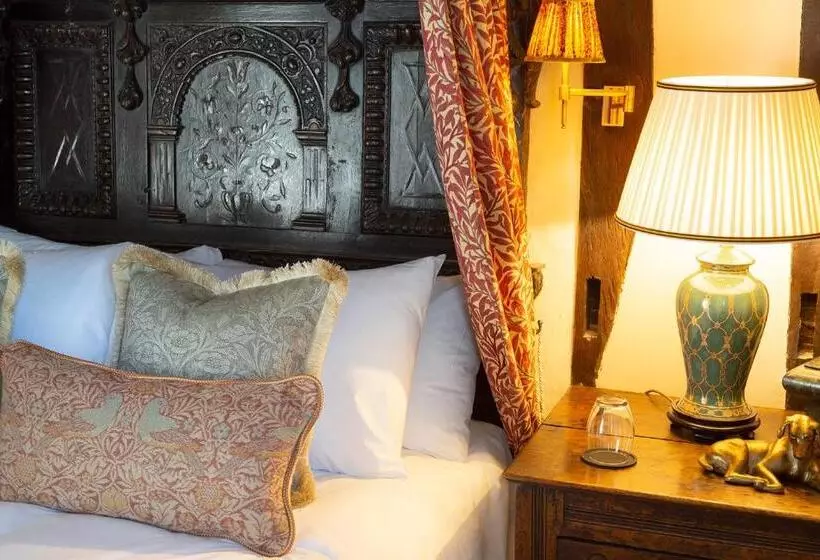 Hotelli Worlington Hall