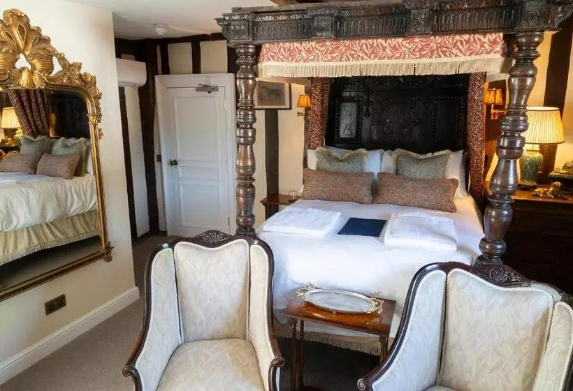 Hotelli Worlington Hall