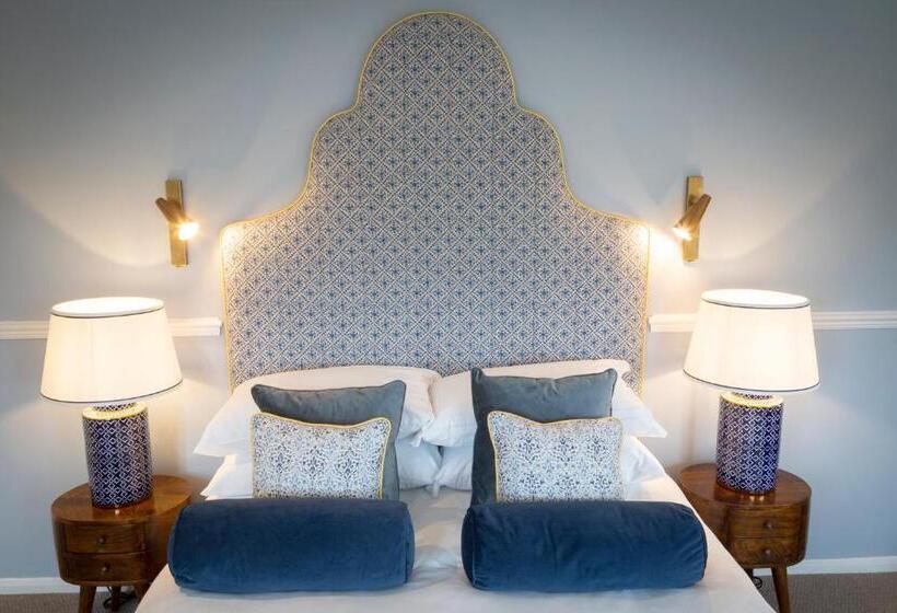 فندق Worlington Hall