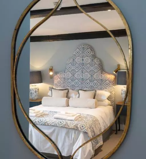 Hotelli Worlington Hall